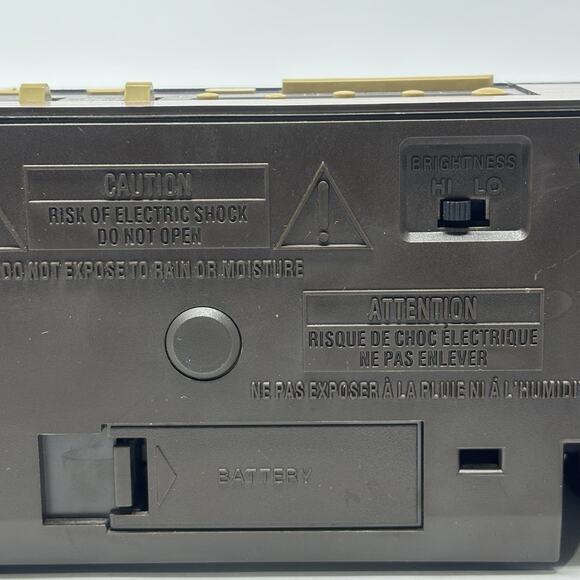 Vintage GE General Electric AM/FM Stereo Blue Digital Dual Clock Radio 7-4945A - Picture 8 of 16